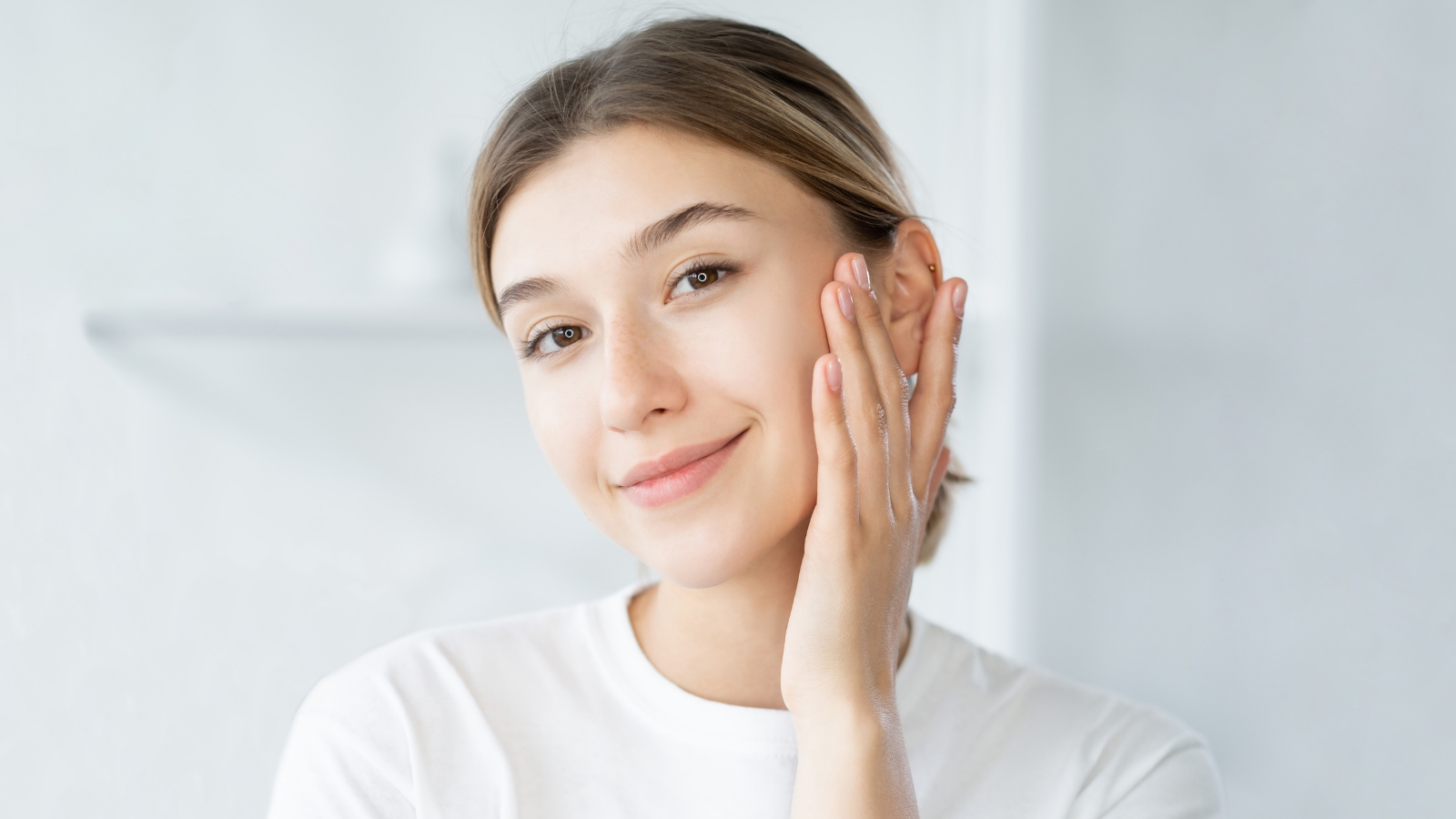 BEST WAXES FOR FACE: HOW TO CHOOSE THE RIGHT FACIAL WAX